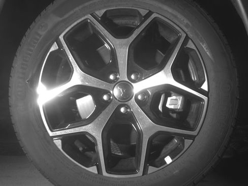 Used 2025 Jeep Compass Limited image 13