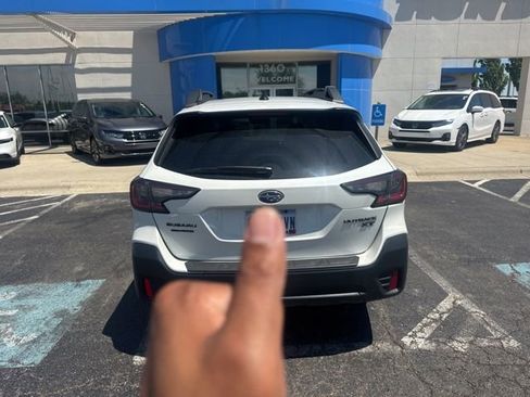 Used 2021 Subaru Outback Onyx Edition XT w/ Popular Package #2 AWD/4WD image 9
