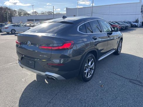Used 2022 BMW X4 xDrive30i w/ Premium Package image 4