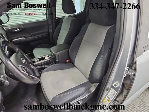 Used 2021 Toyota Tacoma TRD Off-Road w/ Technology Package AWD/4WD image 24