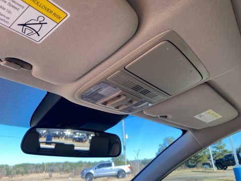 Used 2019 Honda CR-V EX image 23