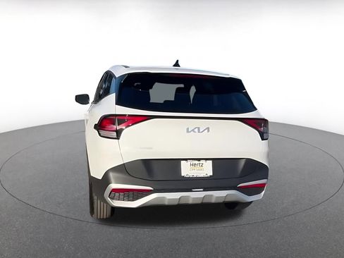 Used 2025 Kia Sportage LX image 11