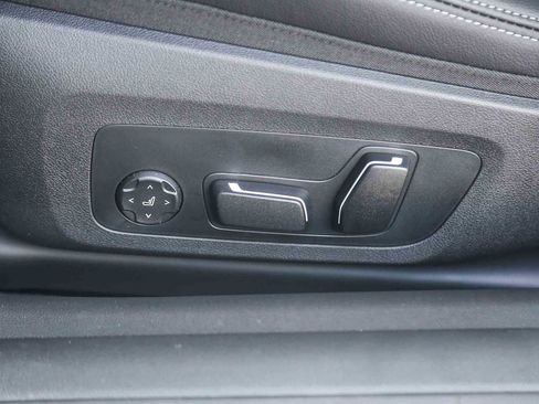 New 2026 BMW 430i Coupe w/ M Sport Package image 18