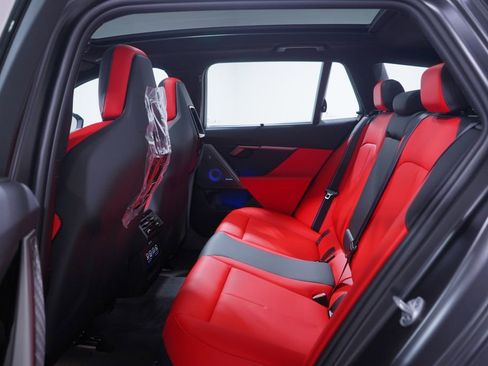 New 2026 BMW M5 Touring image 9