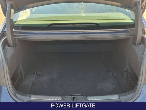Used 2017 Lincoln Continental Select AWD/4WD image 10