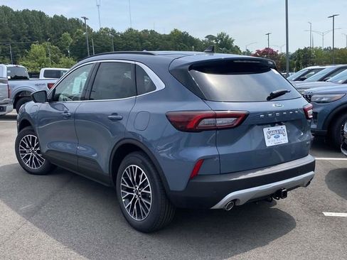 New 2025 Ford Escape SE w/ PHEV Premium Package image 6
