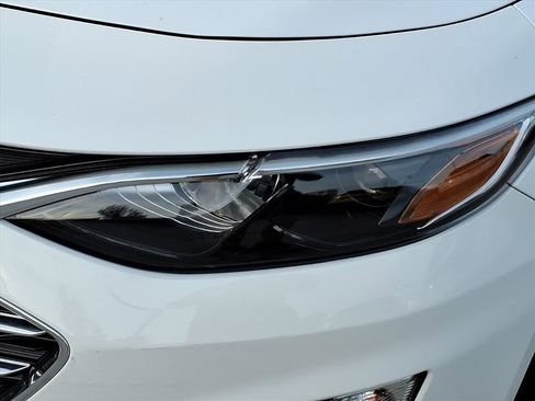 Used 2024 Chevrolet Malibu LT image 11