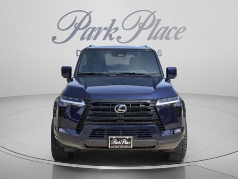 Certified 2026 Lexus GX 550 w/ Accessory Package (2T) AWD/4WD image 8