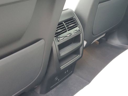 New 2026 BMW X5 xDrive50e image 25