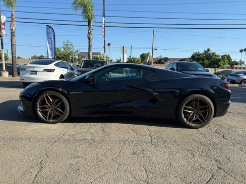 Used 2023 Chevrolet Corvette Stingray Coupe w/ 1LT RWD image 4