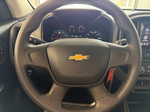 Used 2022 Chevrolet Colorado W/T RWD image 26