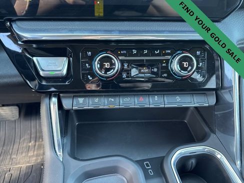 Used 2025 GMC Sierra 3500 Denali w/ Denali Reserve Package image 24