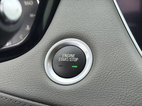 Used 2020 Cadillac XT5 Premium Luxury w/ LPO, Floor Liner Package FWD image 32