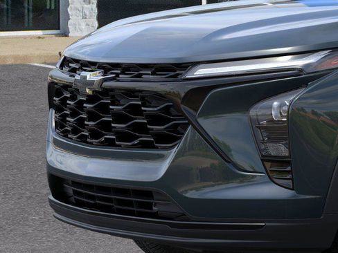 New 2026 Chevrolet Trax LT w/ Driver Confidence Package FWD image 13