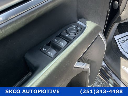 Used 2023 Chevrolet Silverado 1500 LT AWD/4WD image 22