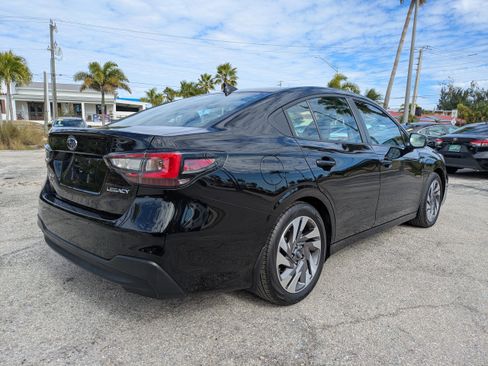 Used 2023 Subaru Legacy Limited image 4