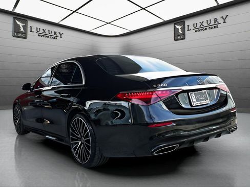 Used 2022 Mercedes-Benz S 500 4MATIC w/ AMG Line Package image 6