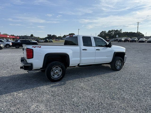 Used 2019 Chevrolet Silverado 2500 W/T AWD/4WD image 4