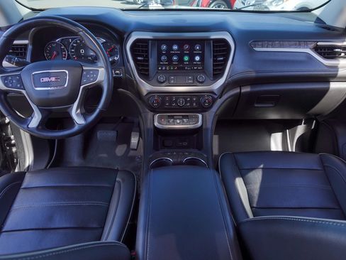 Used 2021 GMC Acadia Denali w/ Denali Ultimate Package AWD/4WD image 10