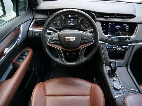 Used 2024 Cadillac XT5 Sportv AWD/4WD image 36