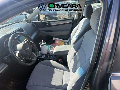 Used 2019 Subaru Outback 2.5i Premium w/ Popular Package #2 AWD/4WD image 5