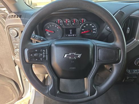 Used 2025 Chevrolet Silverado 1500 Custom Trail Boss AWD/4WD image 21