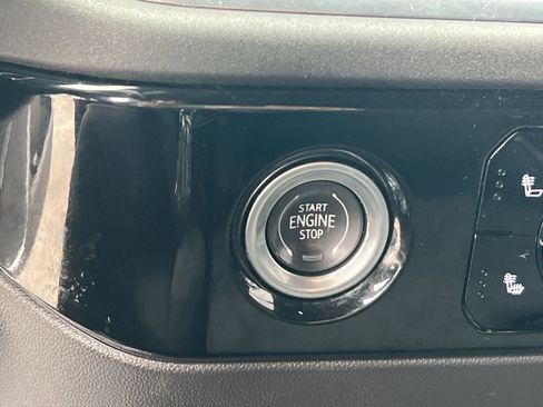 Used 2023 GMC Sierra 1500 Elevation image 28