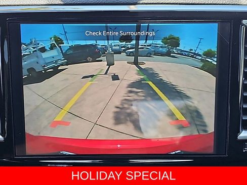 New 2025 Chrysler Pacifica Select image 24