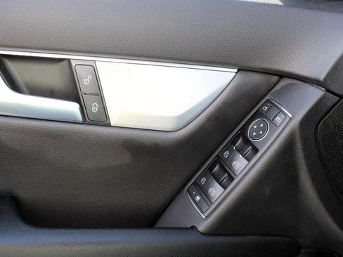 Used 2012 Mercedes-Benz C 300 4MATIC Sedan image 9