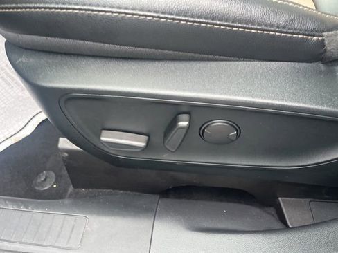 Used 2022 Ford Escape Titanium w/ Titanium Elite Package image 20