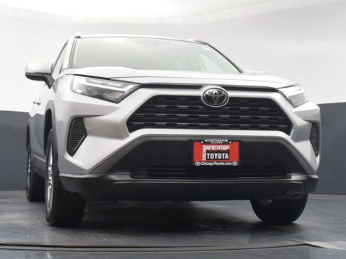 Used 2024 Toyota RAV4 XLE FWD image 28