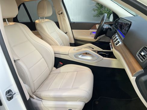 Certified 2025 Mercedes-Benz GLE 350 4MATIC image 49