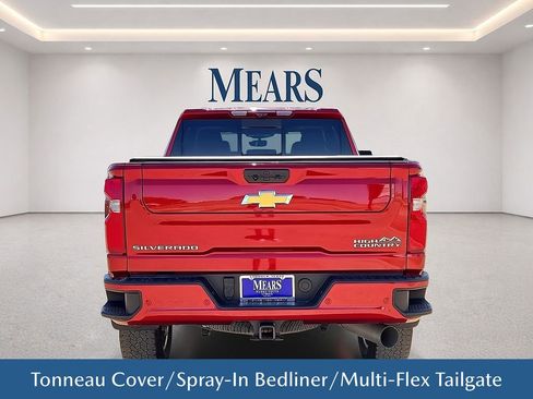 Used 2024 Chevrolet Silverado 3500 High Country w/ High Country Premium Package AWD/4WD image 5