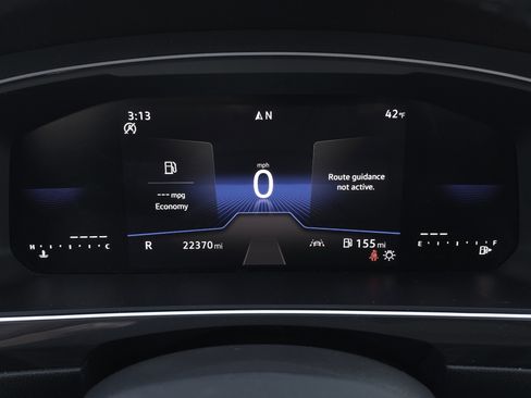 Used 2024 Volkswagen Tiguan Wolfsburg Edition image 24