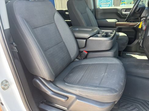 Used 2023 Chevrolet Silverado 2500 LT AWD/4WD image 10