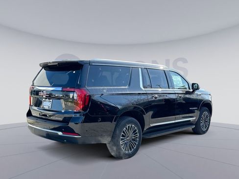 New 2026 GMC Yukon XL Elevation AWD/4WD image 7