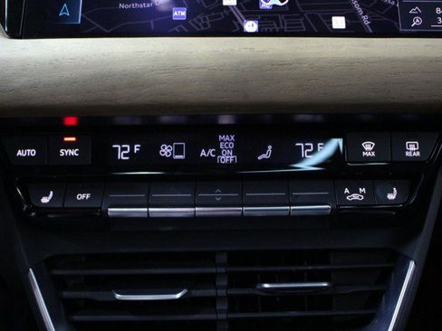 Used 2023 Audi e-tron GT Premium Plus image 21