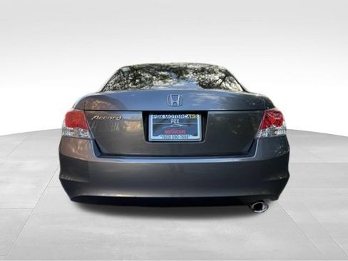 Used 2010 Honda Accord EX-L image 4