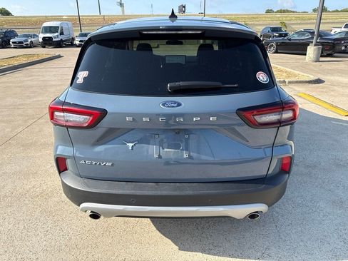 Used 2023 Ford Escape Active w/ Tech Pack #2 FWD image 8