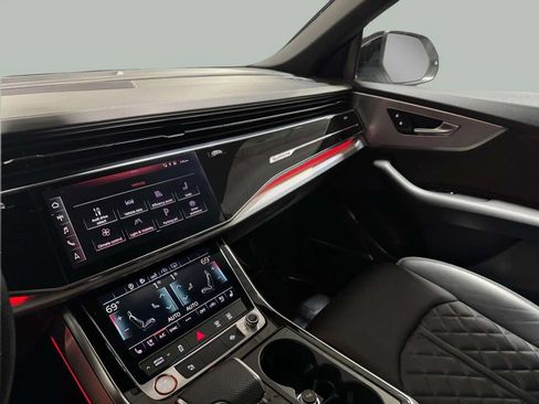 Used 2020 Audi SQ8 Premium Plus w/ Driver Assistance Package AWD/4WD image 22