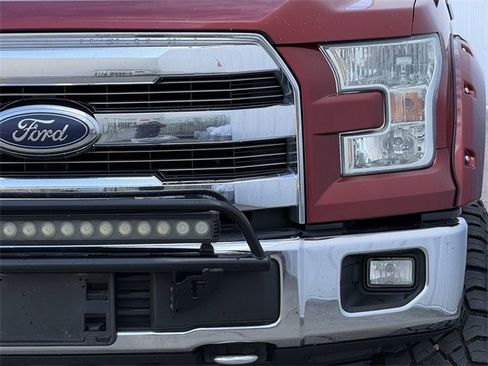 Used 2016 Ford F150 Lariat image 9