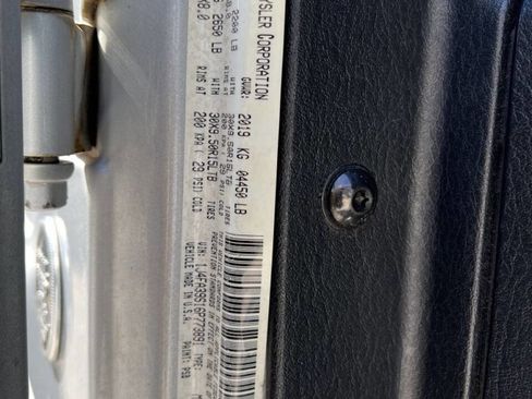 Used 2006 Jeep Wrangler X w/ Jeep 65th Anniversary Edition image 29