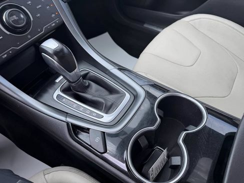 Used 2015 Ford Fusion Titanium AWD/4WD image 24