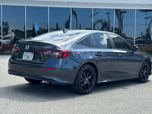 Used 2025 Honda Civic Sport image 5