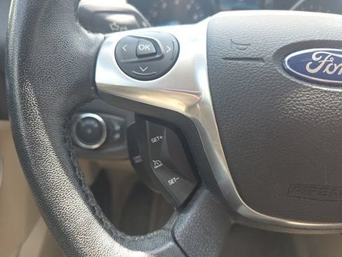 Used 2015 Ford Escape Titanium FWD image 18