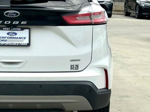 Used 2022 Ford Edge SEL image 11