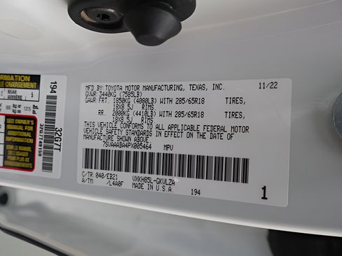 Used 2023 Toyota Sequoia TRD Pro AWD/4WD image 23