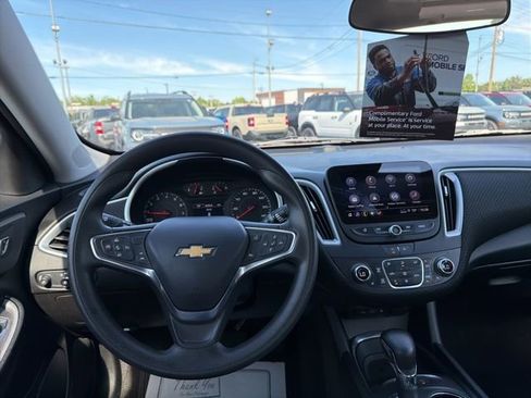 Used 2024 Chevrolet Malibu LT image 26