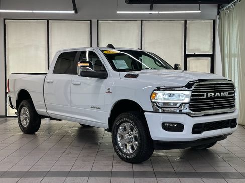 Used 2024 RAM 2500 Laramie AWD/4WD image 1