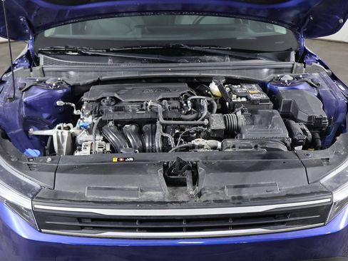 Used 2025 Kia K4 LXS image 17